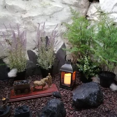 Welsh Miners Cottage Four Bedroom House Treherbert 외부 사진