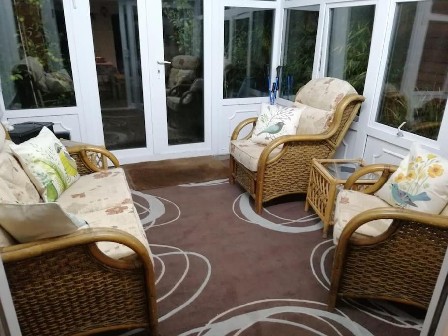 Welsh Miners Cottage Four Bedroom House Treherbert 외부 사진