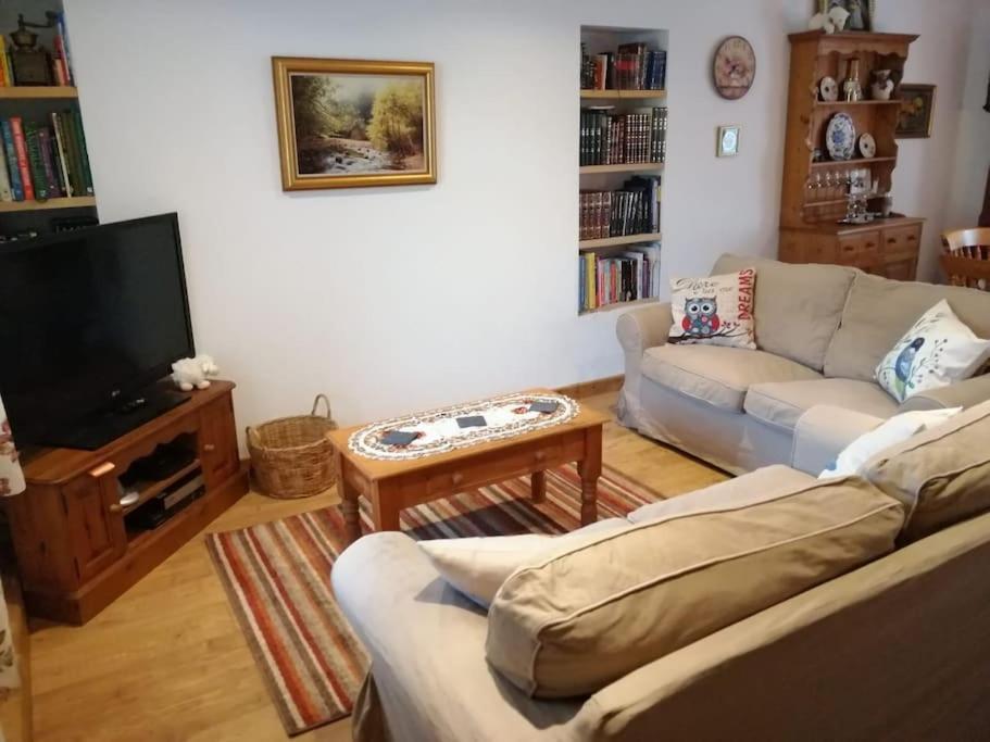 Welsh Miners Cottage Four Bedroom House Treherbert 외부 사진
