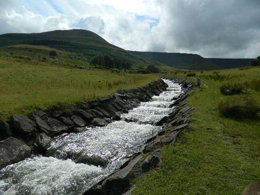 Welsh Miners Cottage Four Bedroom House Treherbert 외부 사진