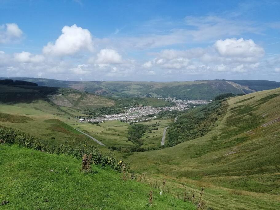 Welsh Miners Cottage Four Bedroom House Treherbert 외부 사진